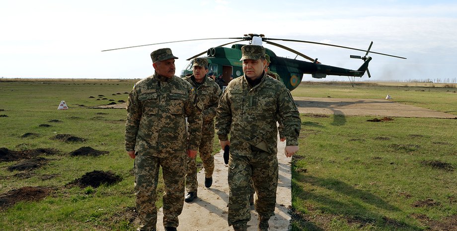 Степан Полторак / Фото пресс-службы Минобороны