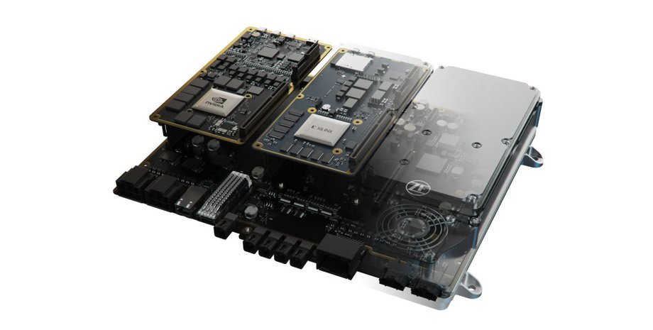 Суперкомп'ютер ZF ProAI RoboThink