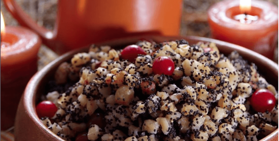 По новому религиозному календарю, второй год подряд, украинцы отмечают 24 декабря рождественский праздник, который всем известен как Святой вечер.