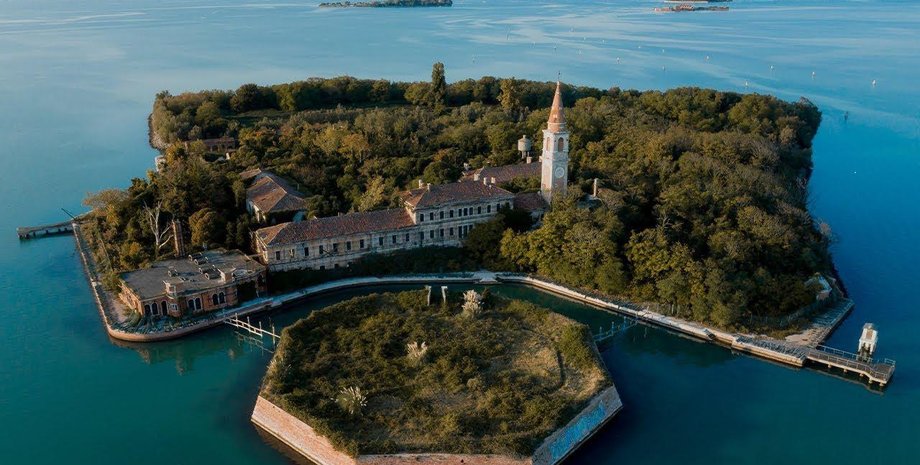 что происходит на острове Повелья