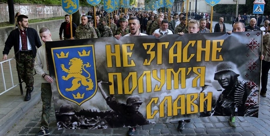 СС "Галичина", Київ, марш, Офіс президента, осуд