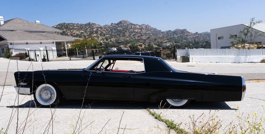 Cadillac DeVille