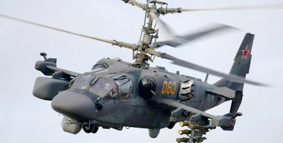 Російський вертоліт Ка-52 Російський вертоліт Ка-52, ЗС РФ Ка-52, ЗС РФ вертольоти, ЗС РФ авіабази, РФ обстріли, аеродром РФ ракетний удар