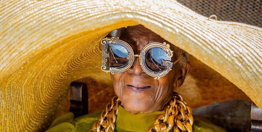 Бубуся стала зіркою соціальних мереж, Маргрет Чола, курйози, фотосесія, Замбія