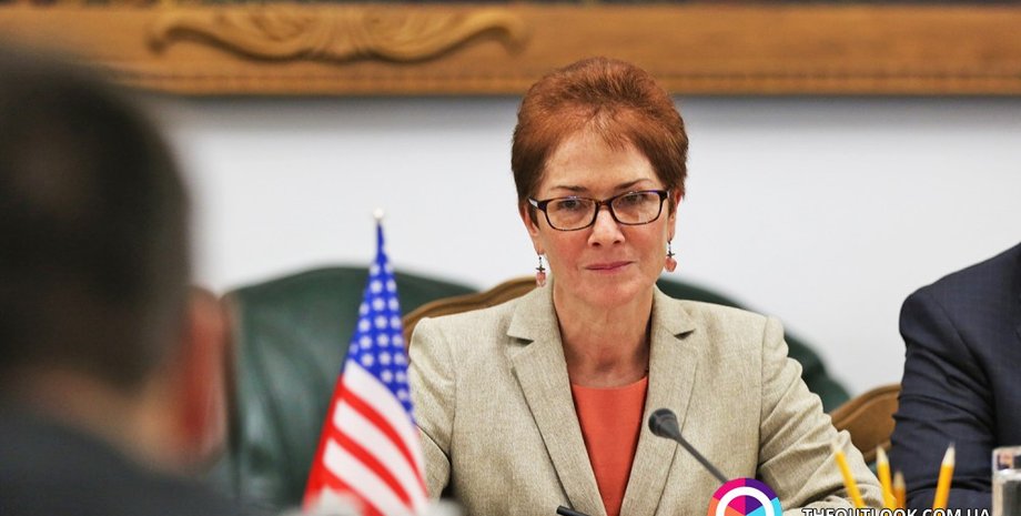 Мари Йованович