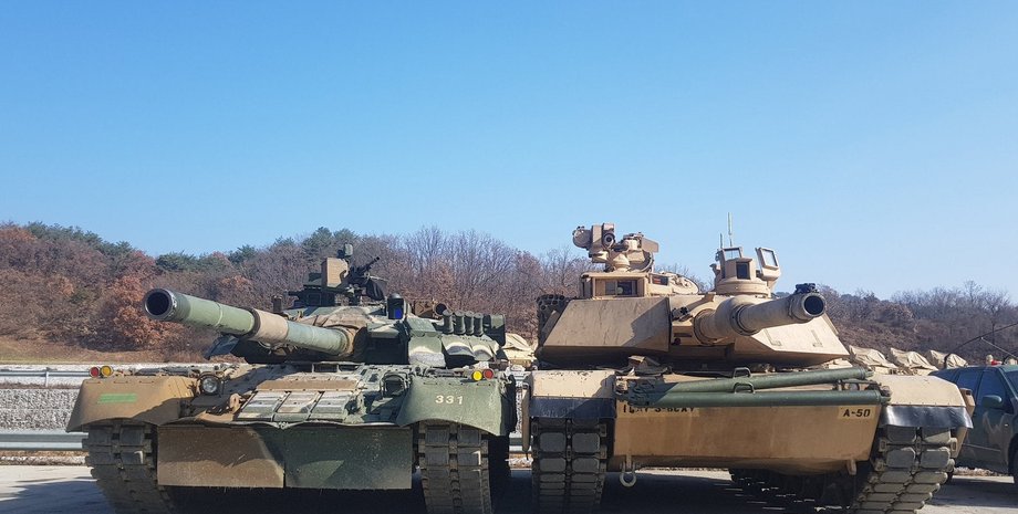 танки ЗС РФ і армії США