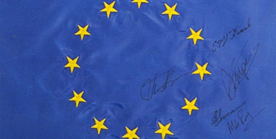 евросоюз, флаг, подписи