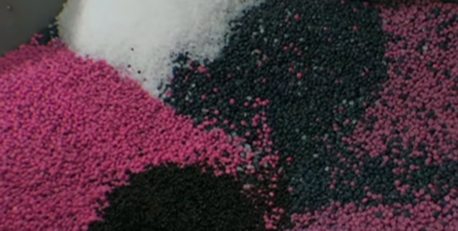 Гранулы из переработанного мусора / Фото: ВВС