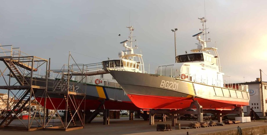 будівництво катерів fbp98mki