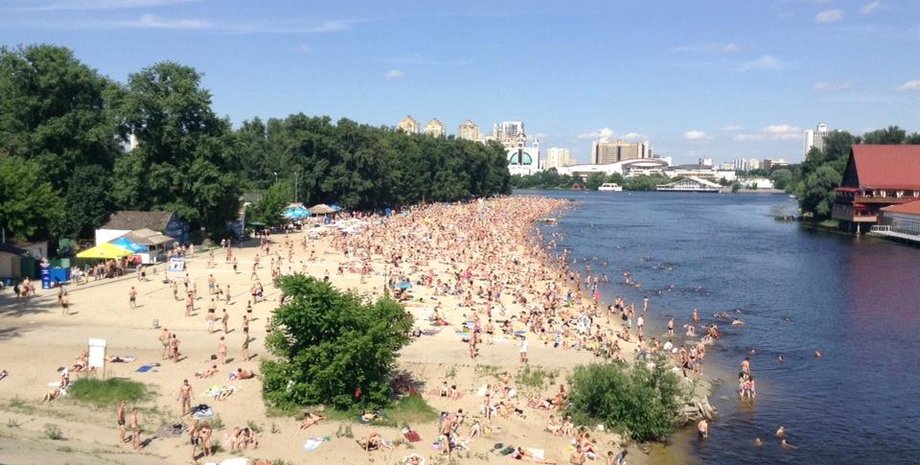 Столичный пляж / Фото из открытых источников