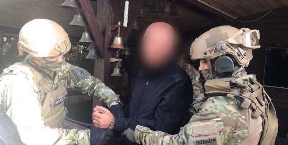 Задержание высокопоставленного налоговика / Фото: censor.net.ua