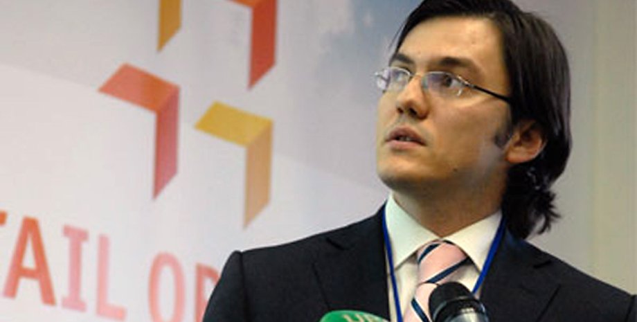 Андрей Пивоварский