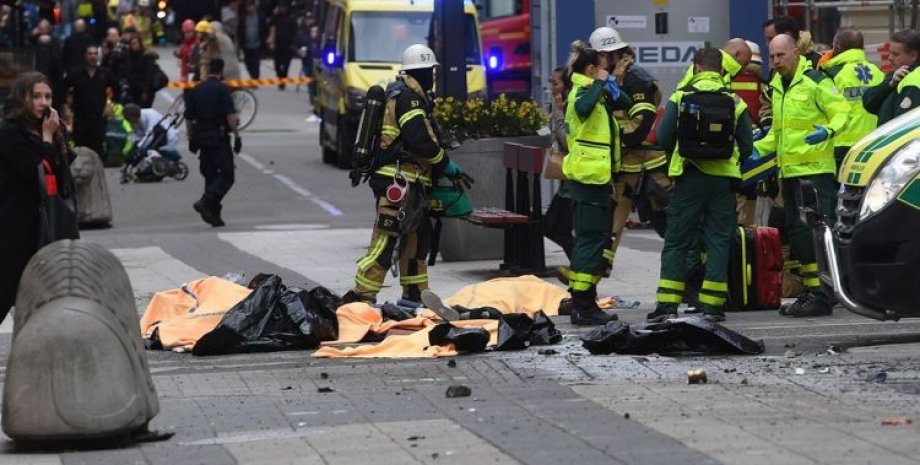 Фото с места теракта в Стокгольме / aftonbladet.se
