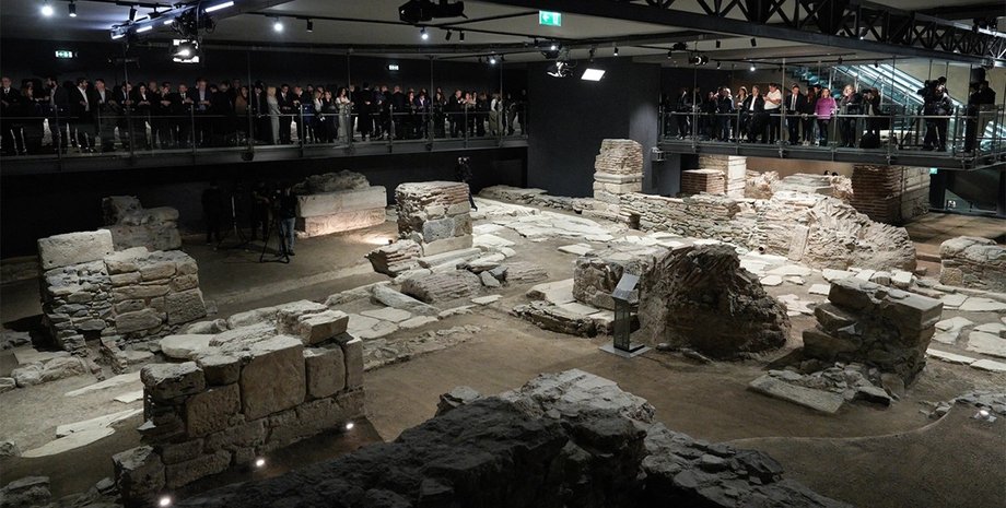 Метро в Салониках, салоники музей, метро в салониках