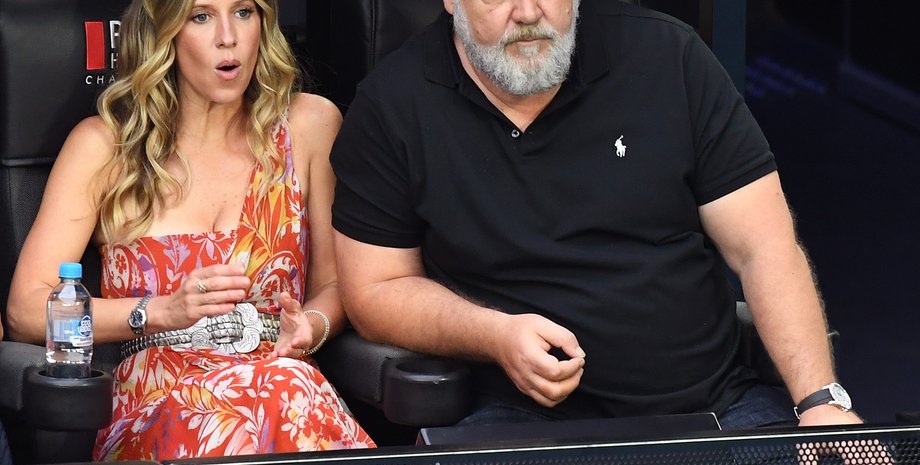 Рассел Кроу и Бритни Териот