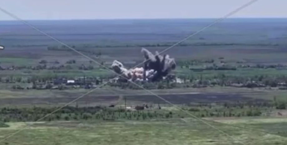 Ukrajinští piloti Ukrajiny nedávno častěji poslali západním „darům“ útočníkům v ...