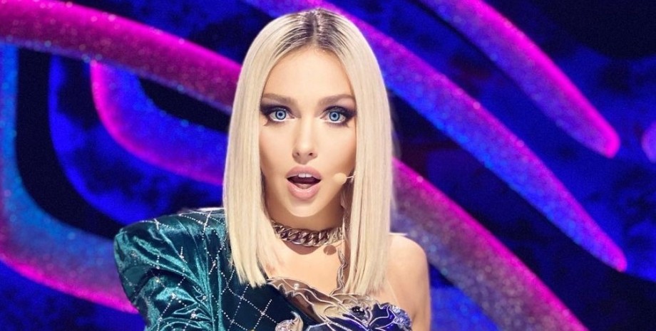 Співачка Оля Полякова полякова