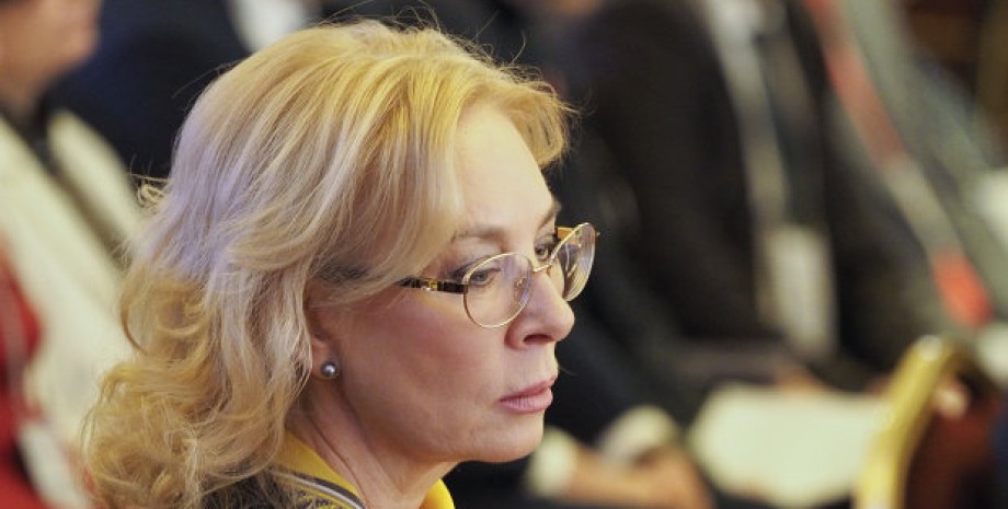 Людмила Денисова омбудсмен отставка увольнение военные преступления расследование