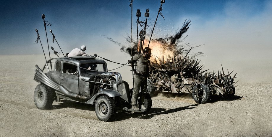 Том Харди в фильме "Безумный Макс" / Фото: afisha.ru