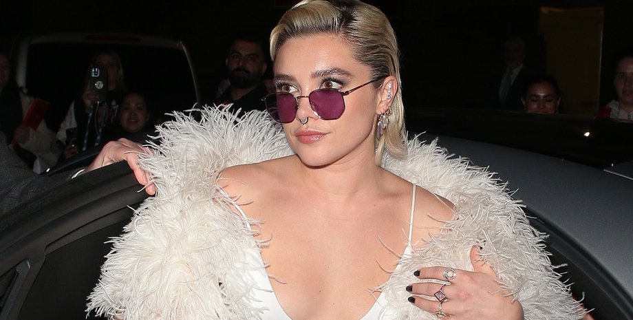 Флоренс Пью, пол мескаль, роман