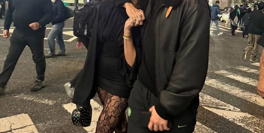 Дуа Липа и Каллум Турнер, помолвка