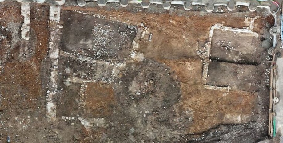 археологи раскопали мастерскую