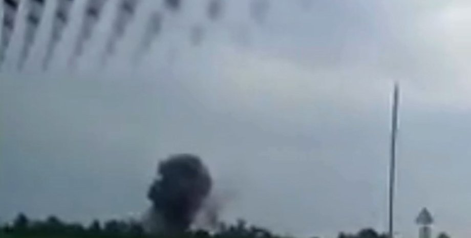 Дим над полігоном біля Бєлгорода, дим Бєлгород, установка ППО Бєлгород, ППО вибух 26 червня, Бєлгород ППО 26 червня, удар по ППО Бєлгород, удар по РФ ППО 26 червня