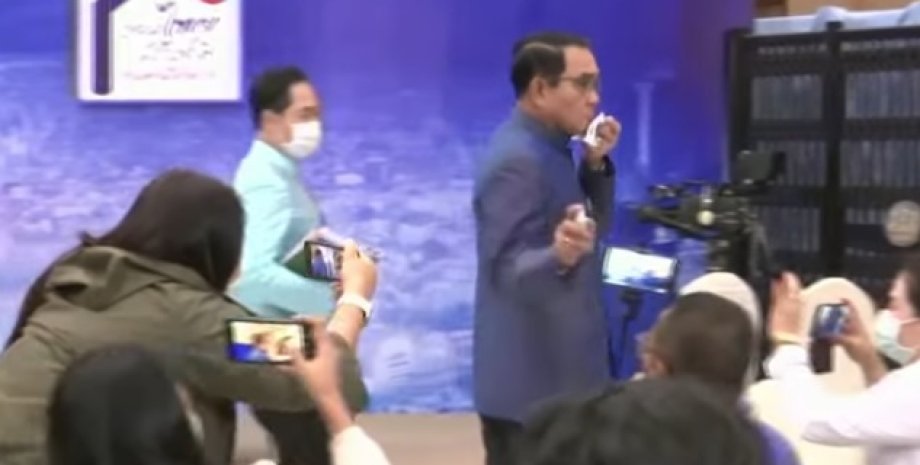 премьер, Таиланд, журналисты, антисептик, кабмин