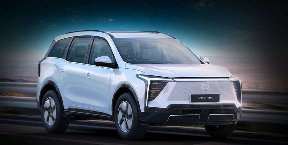 електромобіль Mahindra XEV 9S