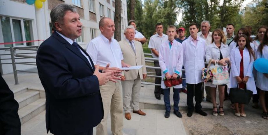 В Рубежном открылся эвакуированный из Луганска медуниверситет / Фото: loga.gov.ua