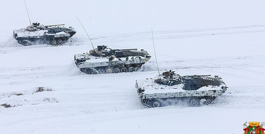 БМП на полигоне в Беларуси / Фото: Олег Некало / Ваяр