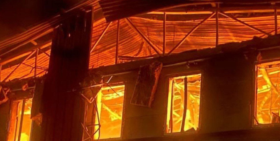 Пожежа в Кривому Розі Атака на Кривий ріг, пожежа, кривий ріг, обстріл