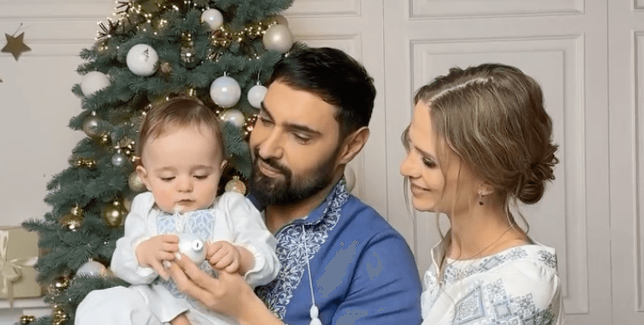 Виталий Козловский, сын виталия козловского, Юлия Бакуменко, жена виталия козловского, вышиванка