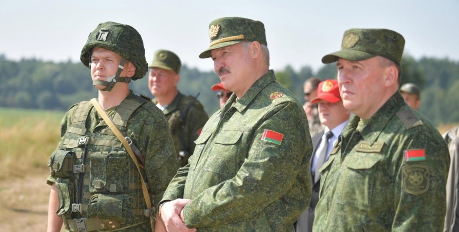 президент Білорусі, Олександр Лукашенко, білоруські військові
