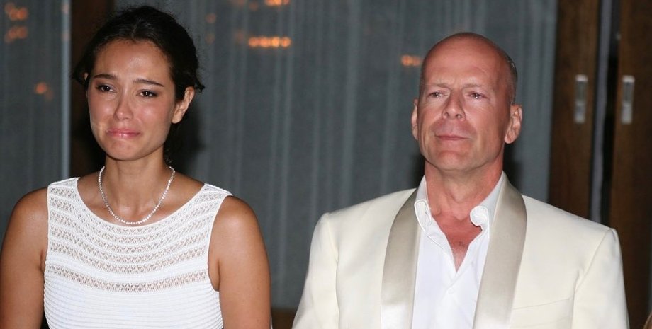 Брюс Уиллис и Эмма Хеминг-Уиллис, жена Брюса Уиллиса, брюс Уиллис болен, деменция брюса Уиллиса, деми мур, день отца