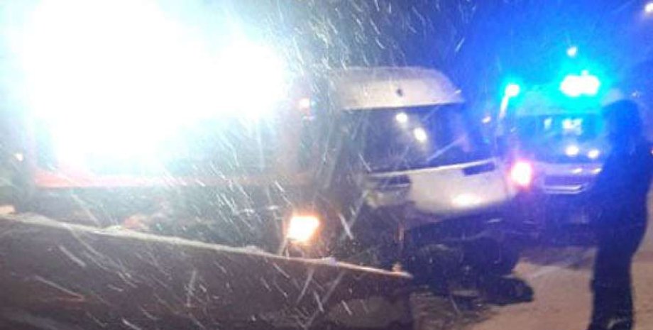 Снегопад, Ровенская область, Полиция, ДТП, Маршрутка, Киев-Чоп