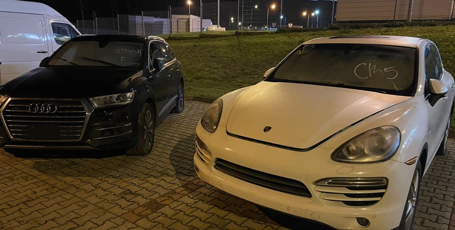 премиальные авто, кроссоверы премиум класса, гуманитарная помощь, Audi Q7, BMW X5, Porsche Cayenne