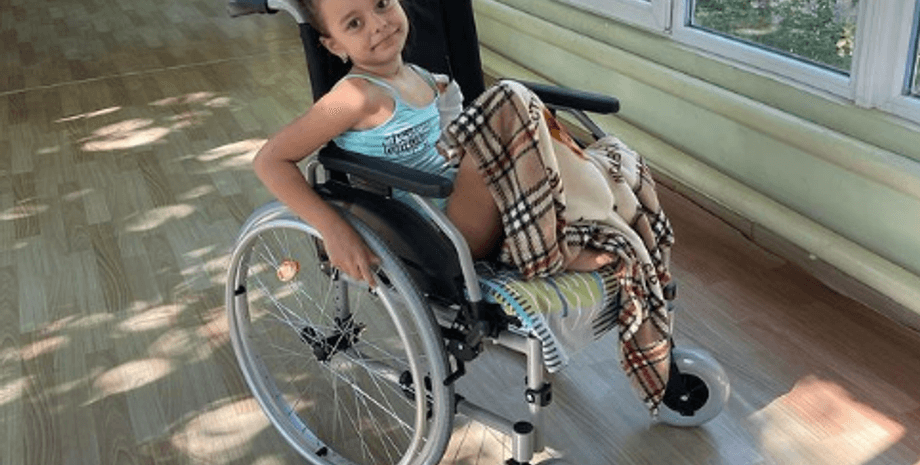 Саша Паскаль, Олександра Паскаль, протезування, дитячий протез, дитина з протезом, ракетний удар по затоці, реабілітація дитини з ампутацією, реабілітація інвалідів, допомога інвалідам, паскаль одеса, паскаль затока