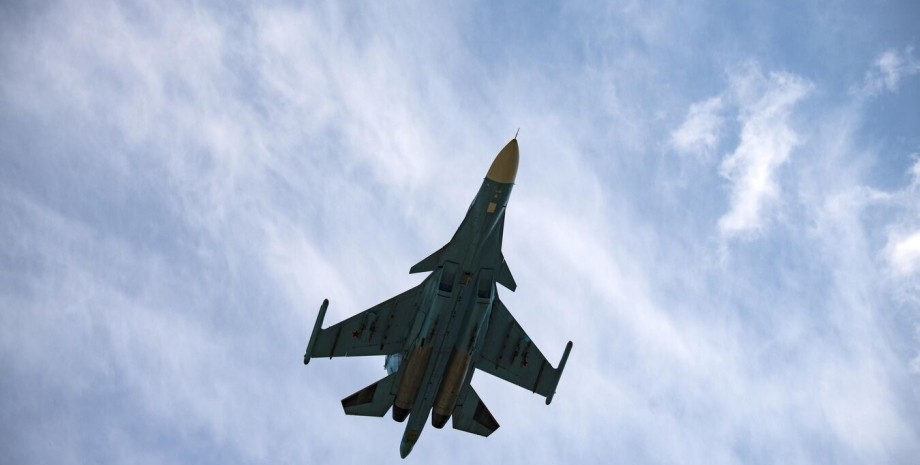 Су-34, винищувач, бомбардувальник, бойова авіація, ЗС РФ, війна РФ проти України
