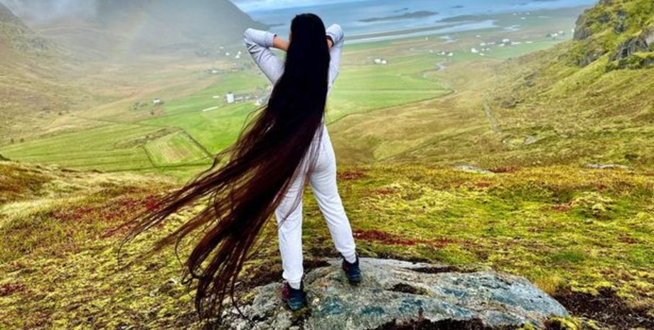 Девушка с длинными волосами, женщина, длинные волосы, Рапунцель, Каролина Чайковска, волосы длиннее роста