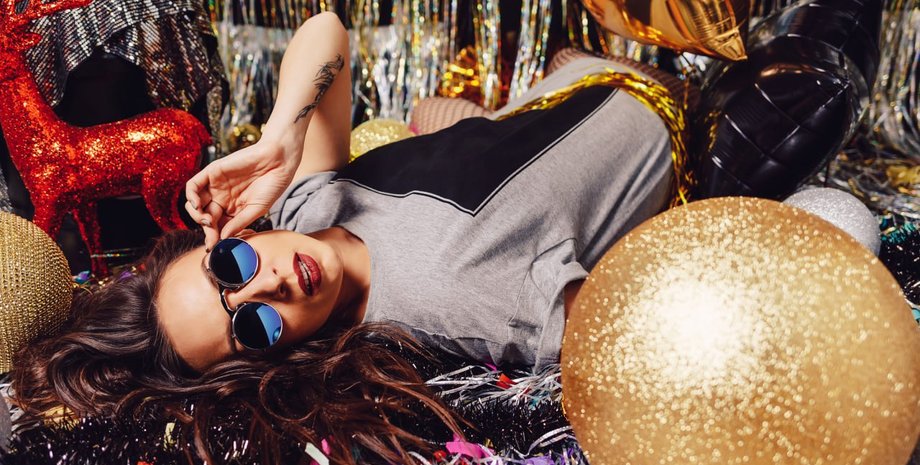 наряд на Новый год, в чем встречать 2024 год, новогодний образ, цветовая палитра для встречи Нового года