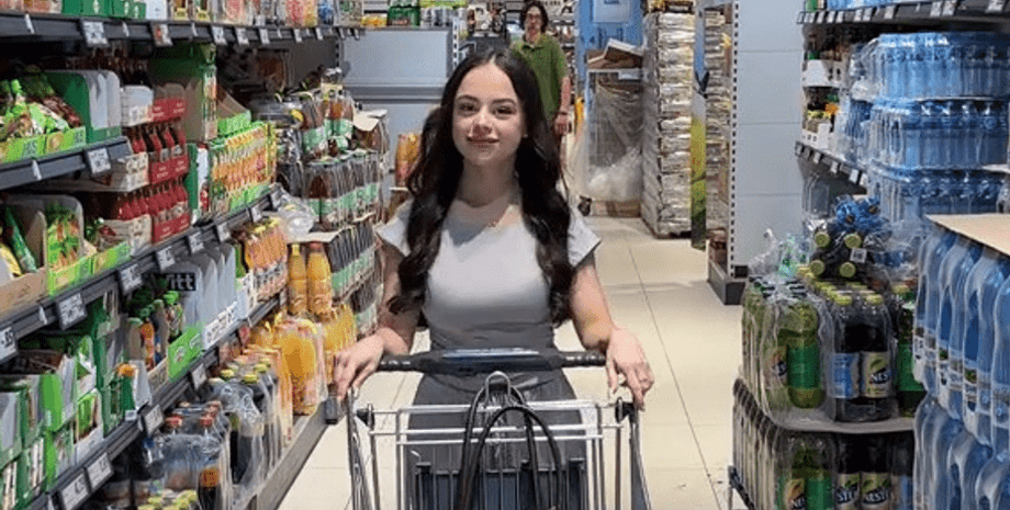 Софія Ванівська порівняла ціни в супермаркетах України і Польщі