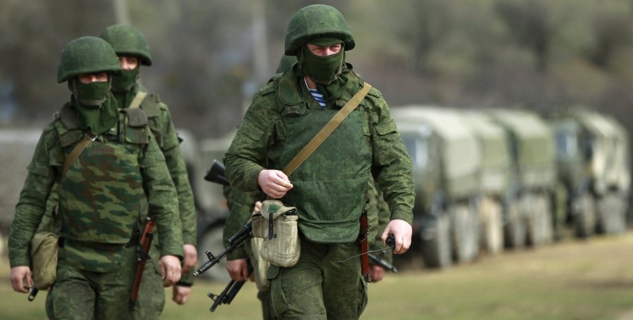 Российские военные в Крыму / Фото: Reuters