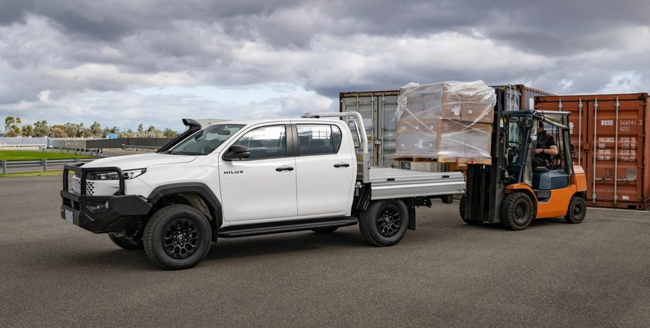 Toyota Hilux