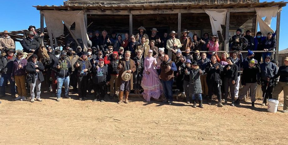 вестерн раст, галина хатчинс, алек болдуин