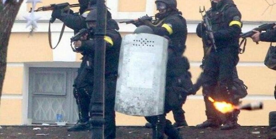 Спецназ, стрелявший по активистам Евромайдана / Фото: кадр из видео Youtube