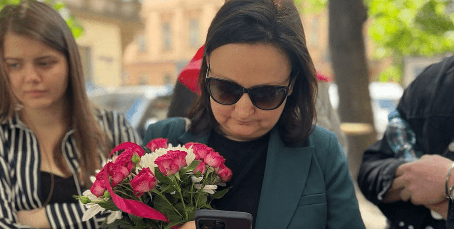 Дочка Ірини Фаріон вся в чорному