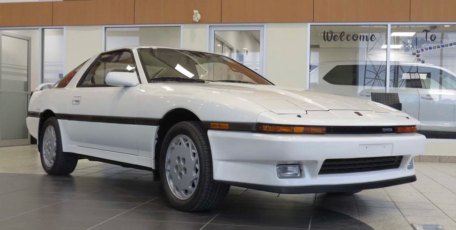 Toyota Supra 1987 года