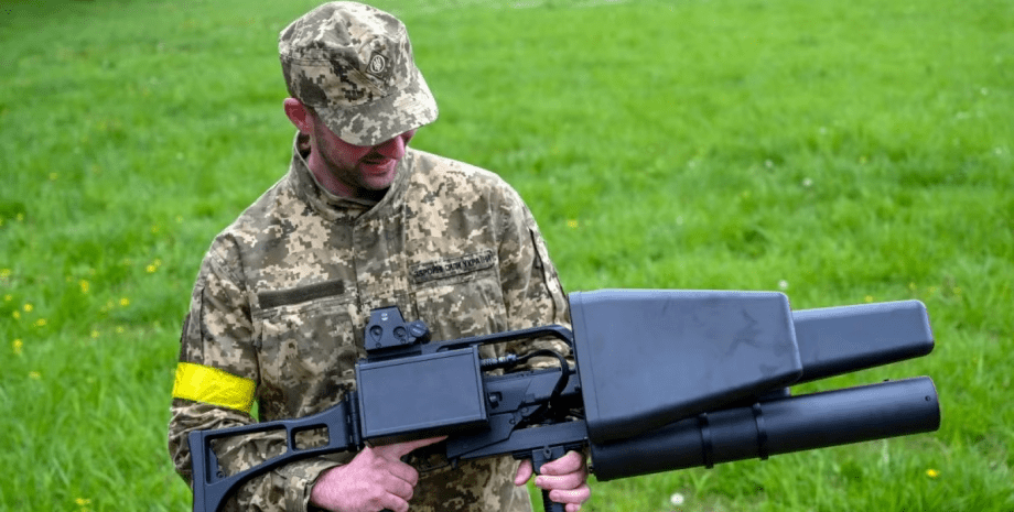 Selon un spécialiste de Radio Technologies Sergey Beskrest, les militaires peuve...