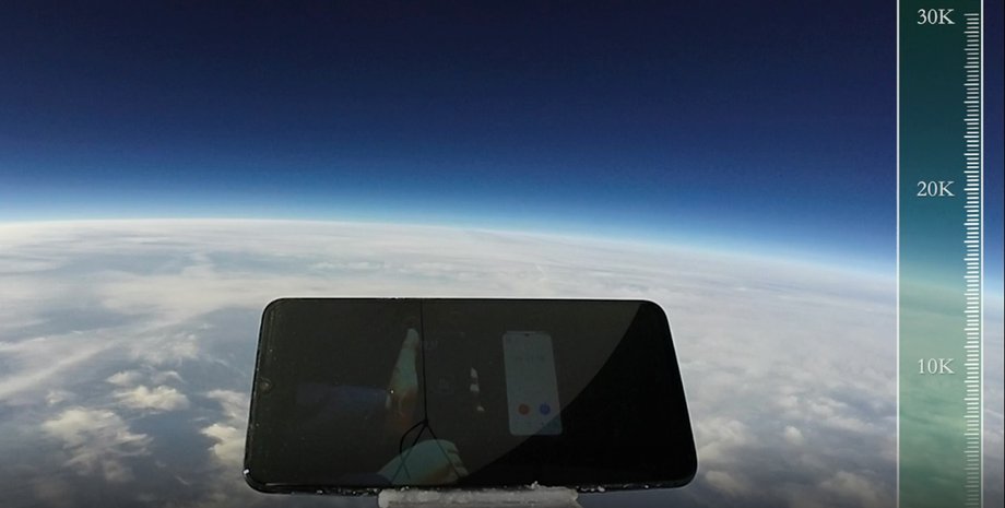 Кадр из видео 36kr.com